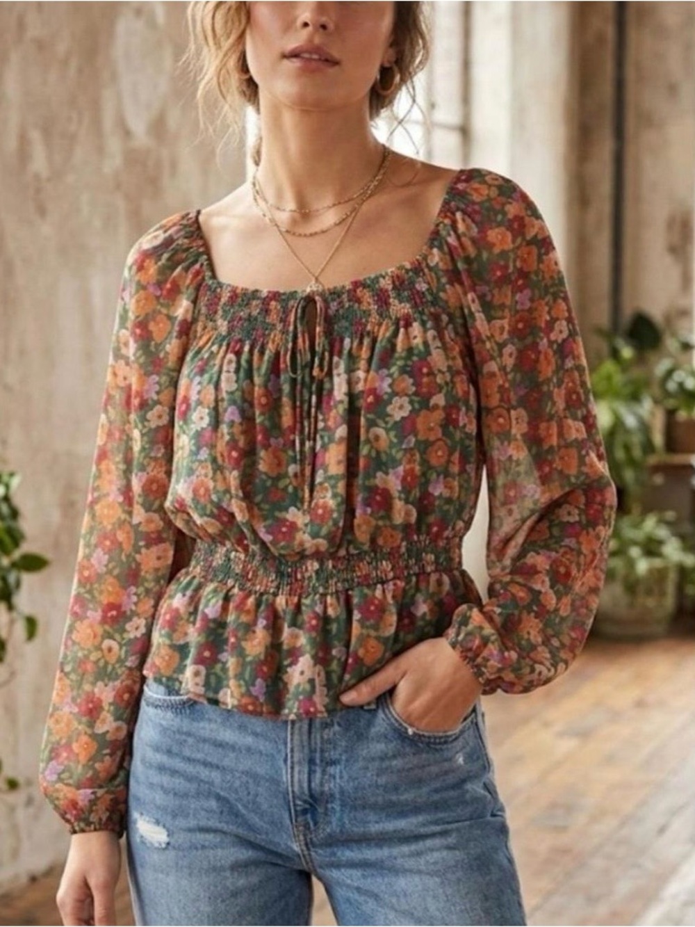 LC Lauren Conrad Floral Smocked Peasant Blouse Women’s Medium